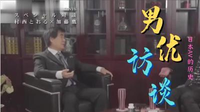 床上的极品诱惑，露脸性感风骚跟大哥啪啪激情，口交大鸡巴样子好骚，让大哥吃奶道具玩逼舔脚后入爆草抽插
